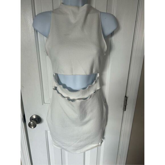 Zara white stretchy dress size medium - Picture 1 of 4